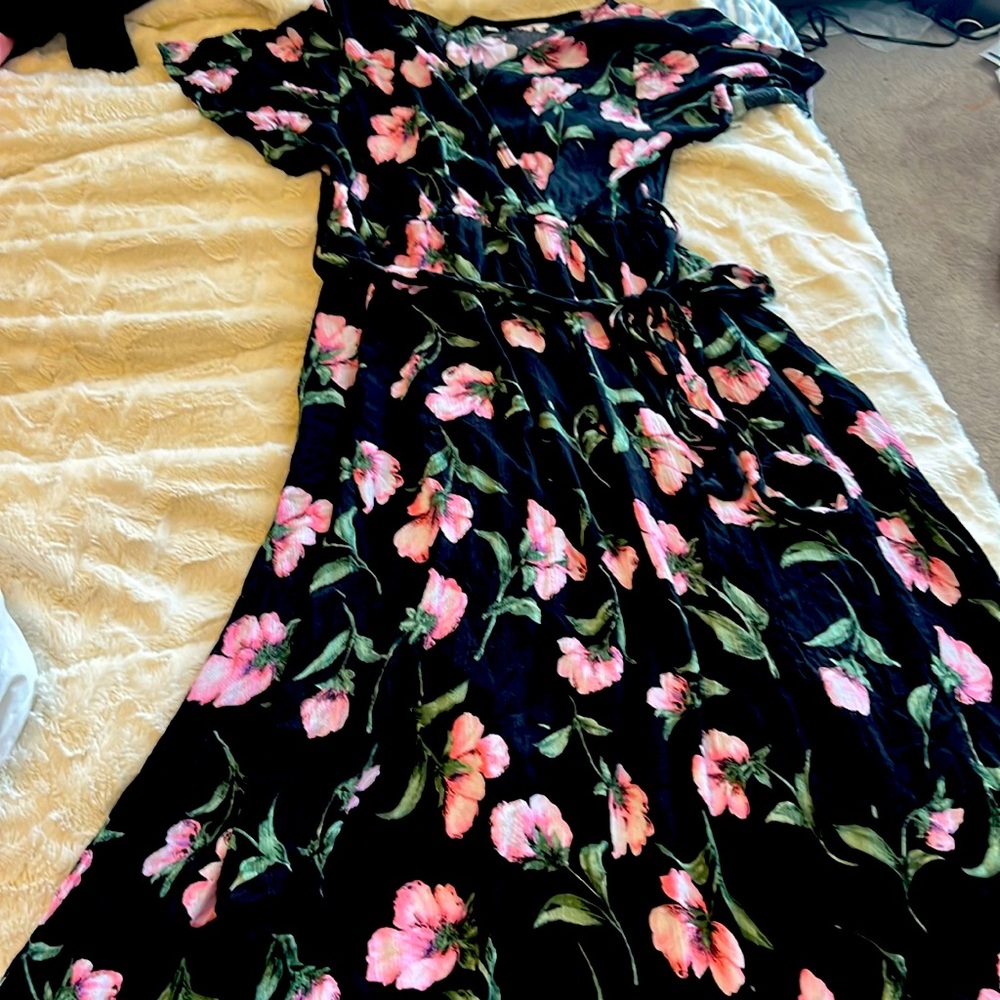WOMENS Black and Pink Floral Maxi Dress MEDIUM